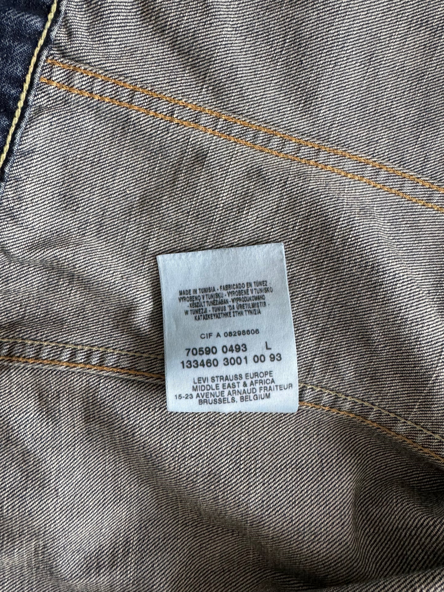 Levi's denim jacket with fur trim