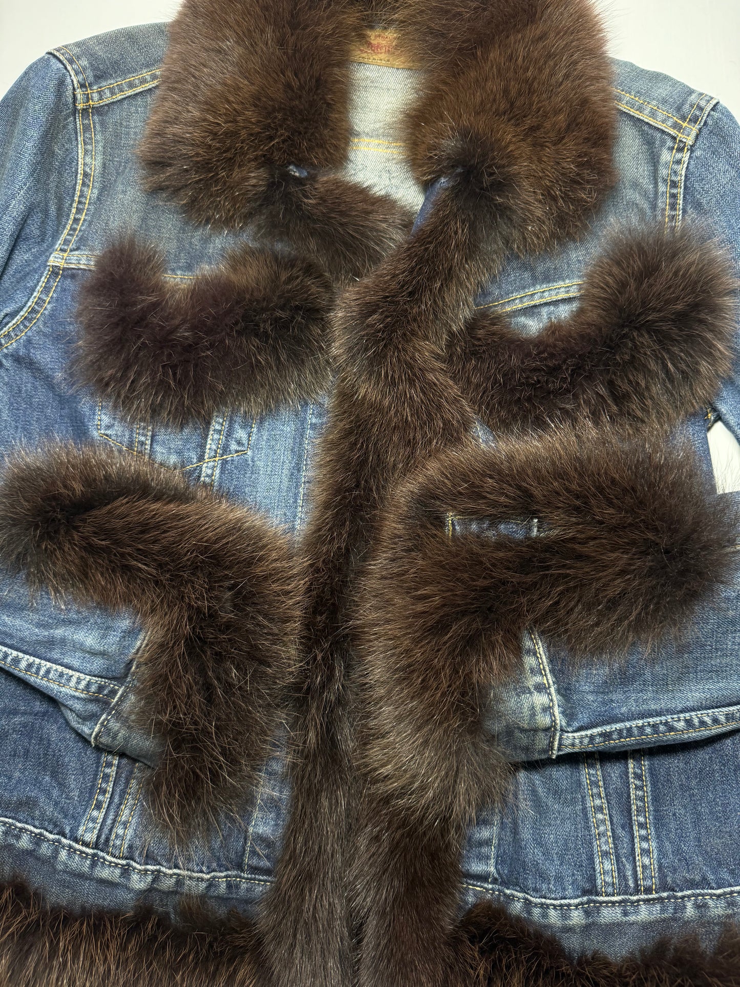 Levi's denim jacket with fur trim