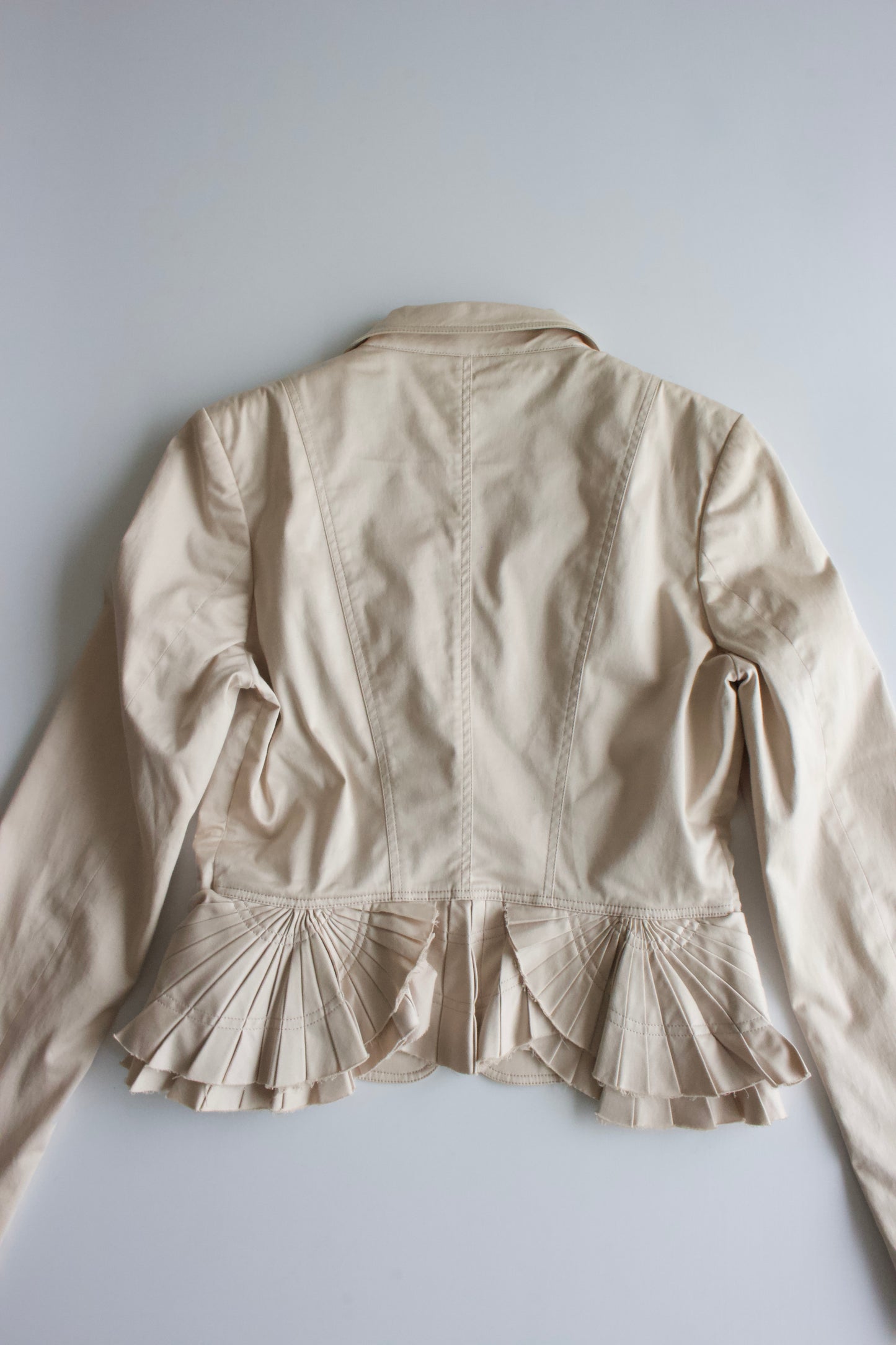 Gucci SS 2004 Tom Ford-era beige ruffled jacket