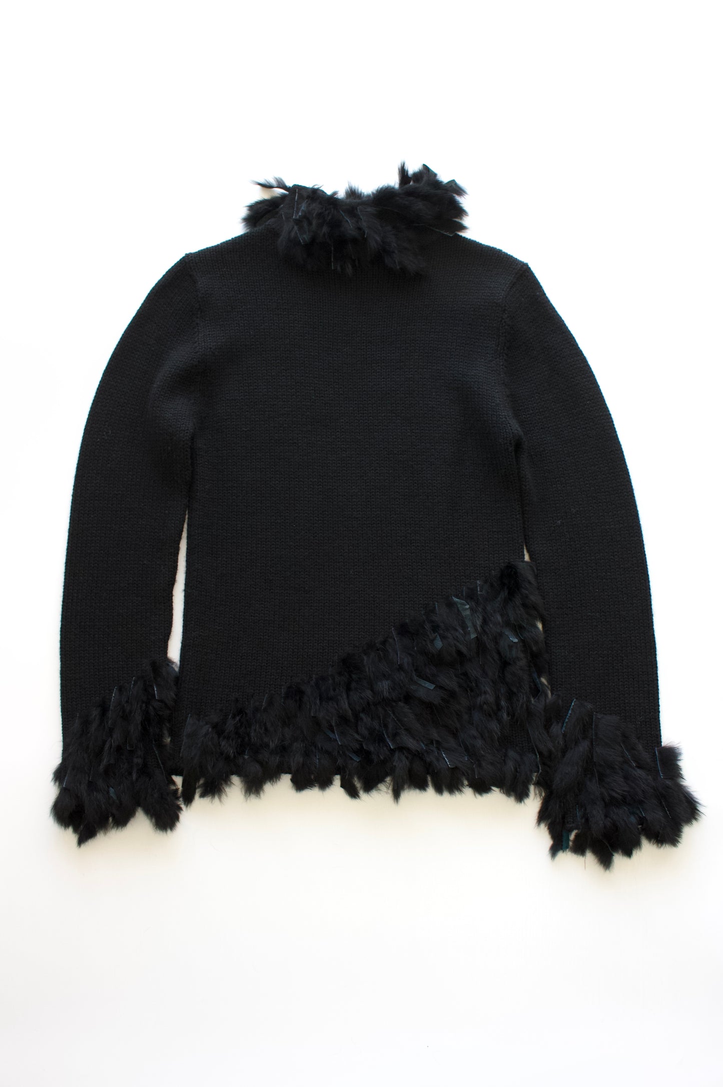 Vintage black sweater with fur fringe