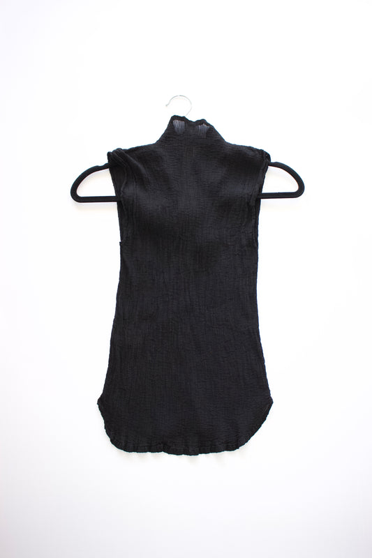 Issey Miyake Cauliflower black top