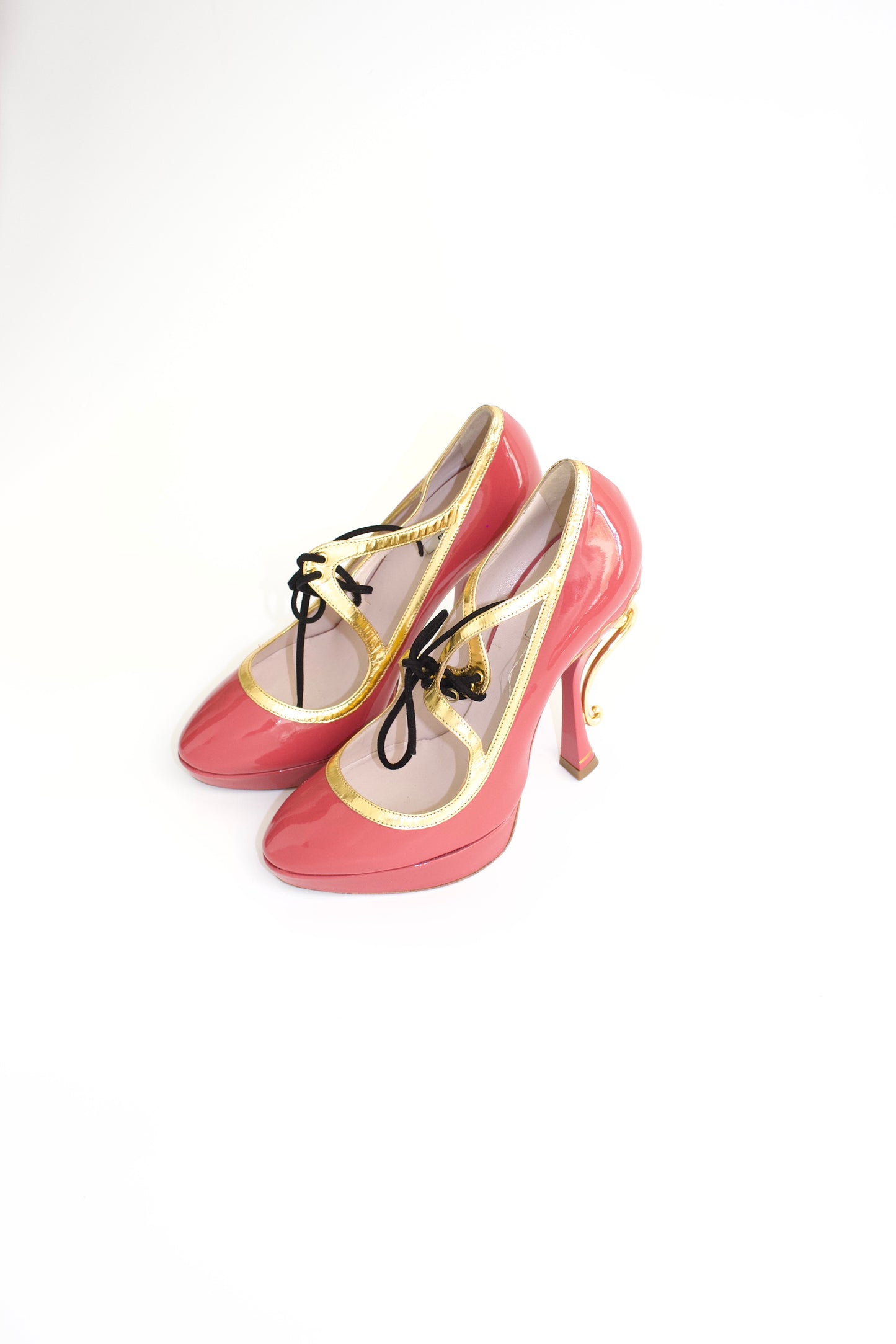 Miu Miu SS 2008 red and gold pumps