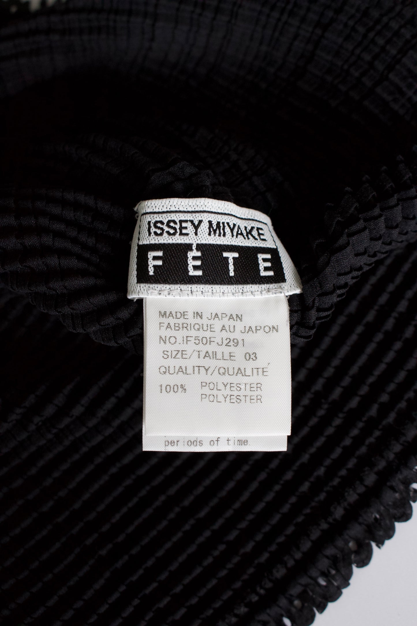 Issey Miyake Féte 2005 black top