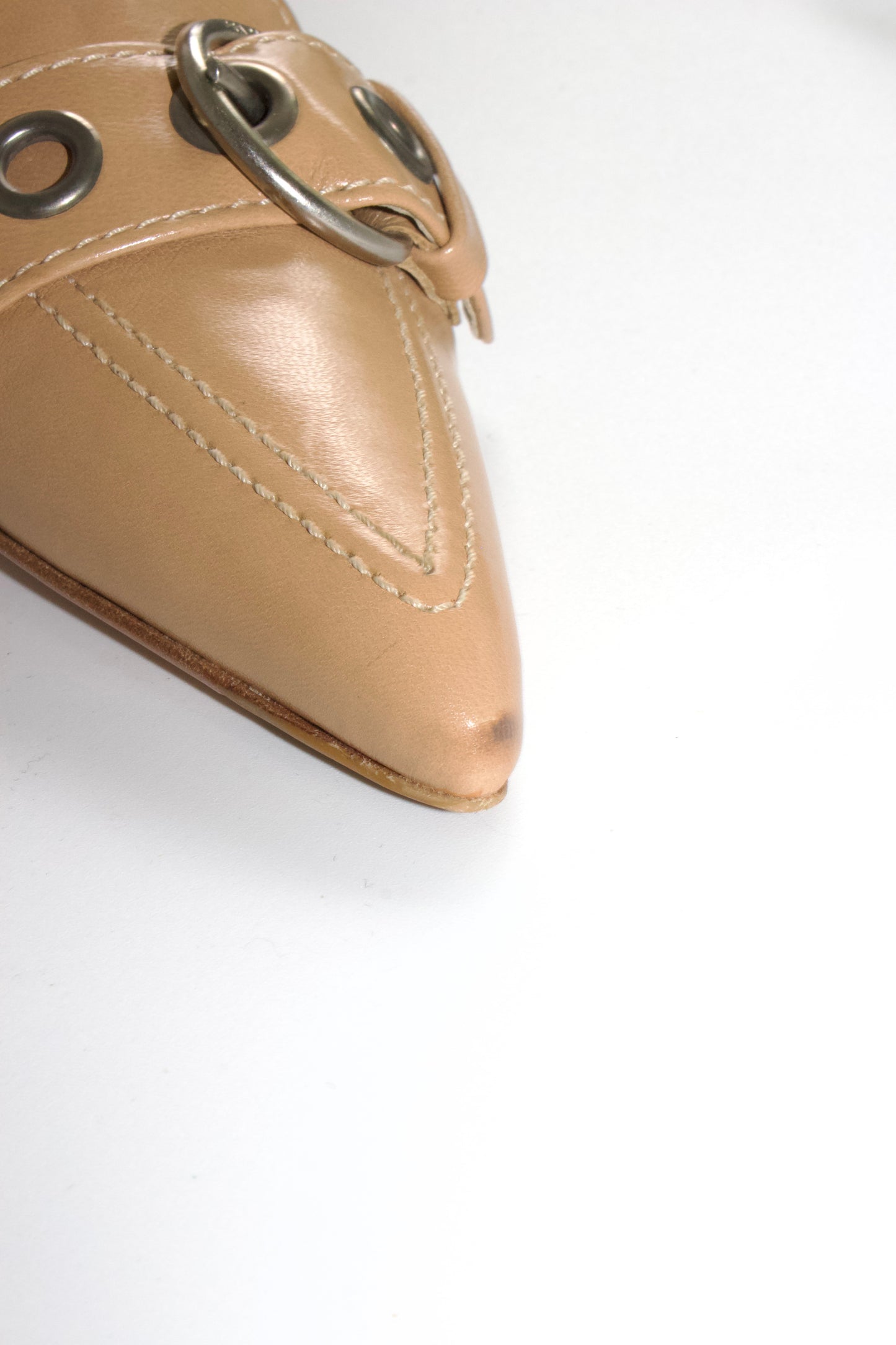 Prada SS 2002 beige leather heels