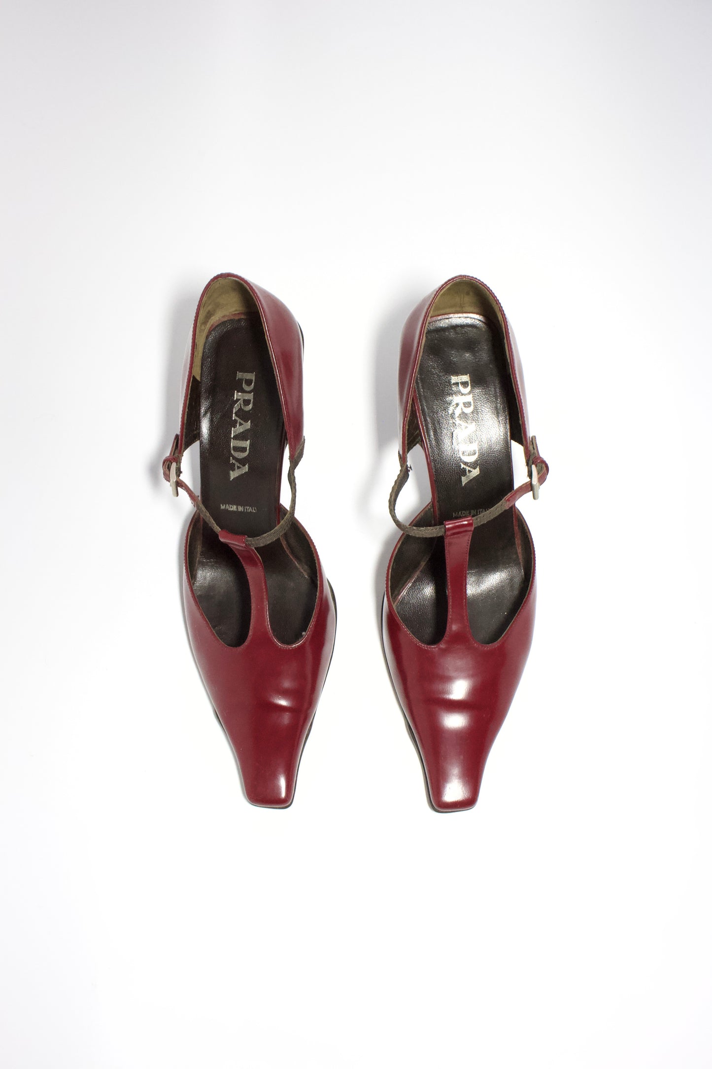Prada SS 2000 red leather kitten heels