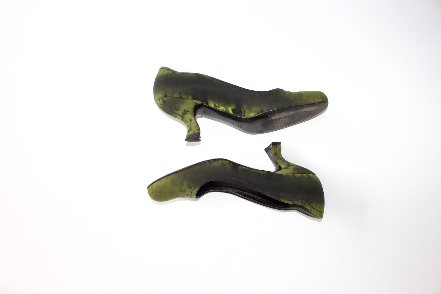 Prada FW 2004 green curved heels