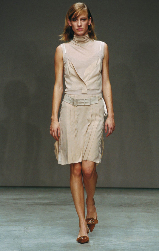 Prada SS 2002 brown suede kitten heels