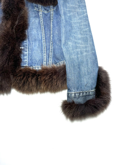 Levi's denim jacket with fur trim