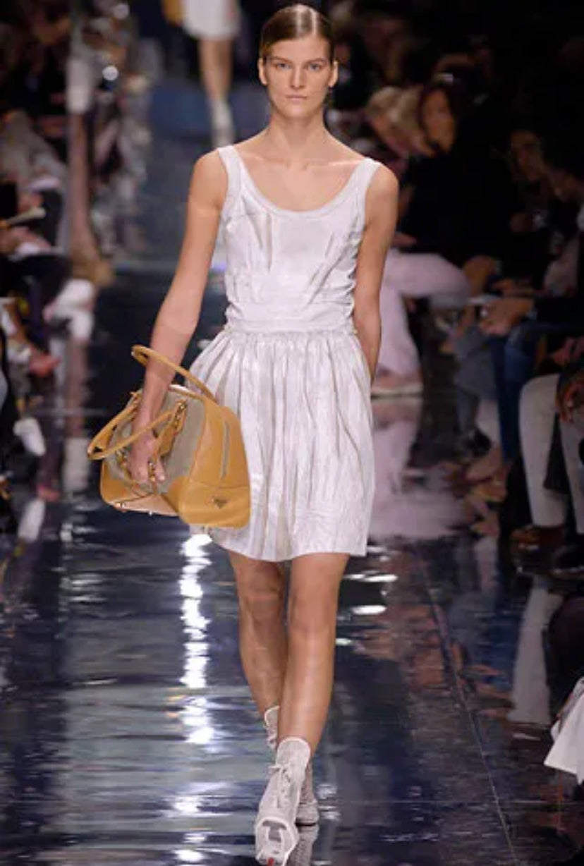 Prada SS2006 dark grey midi-skirt with white rim