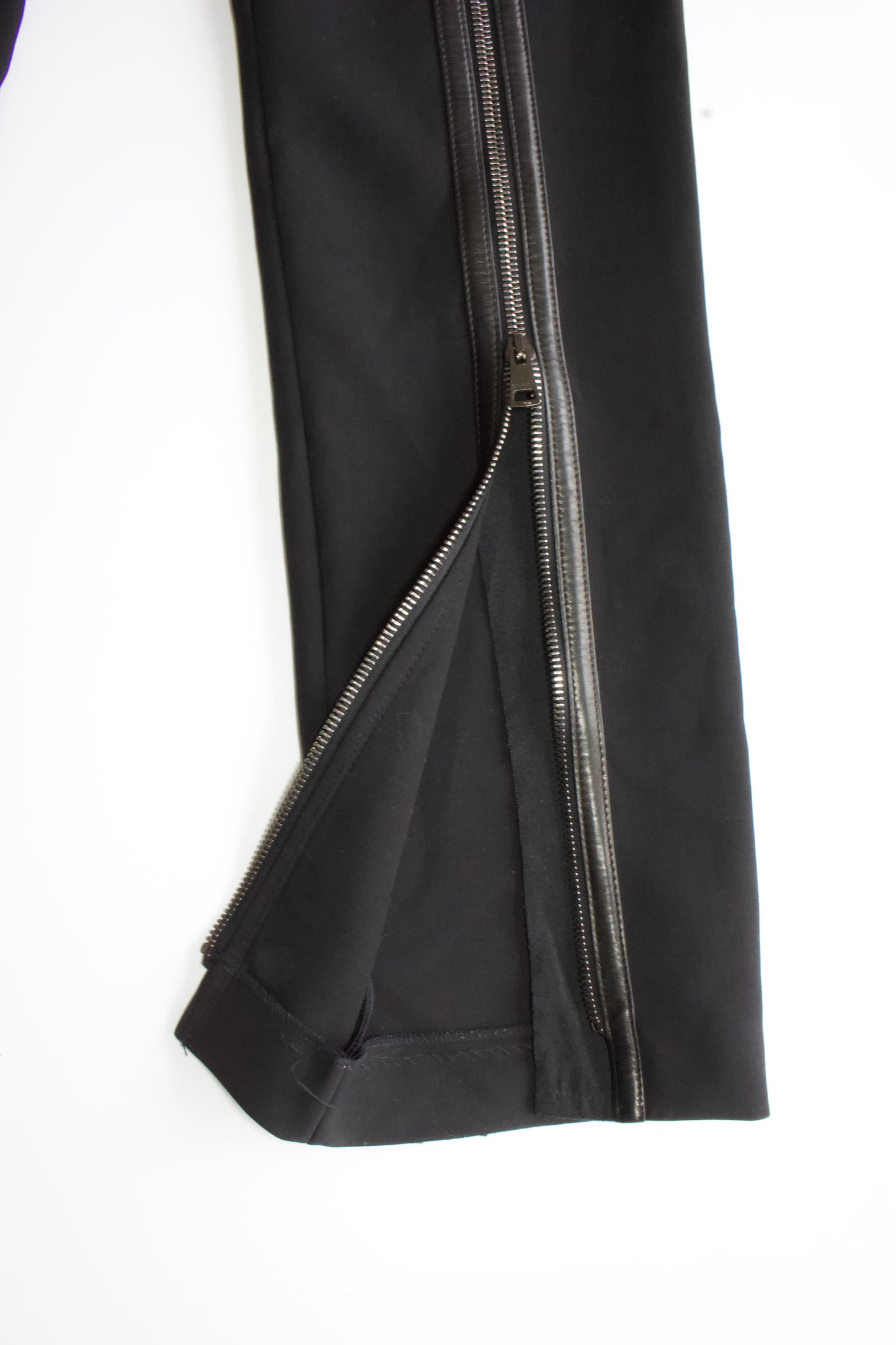 Gucci FW 2001 Tom Ford-era zipped trousers