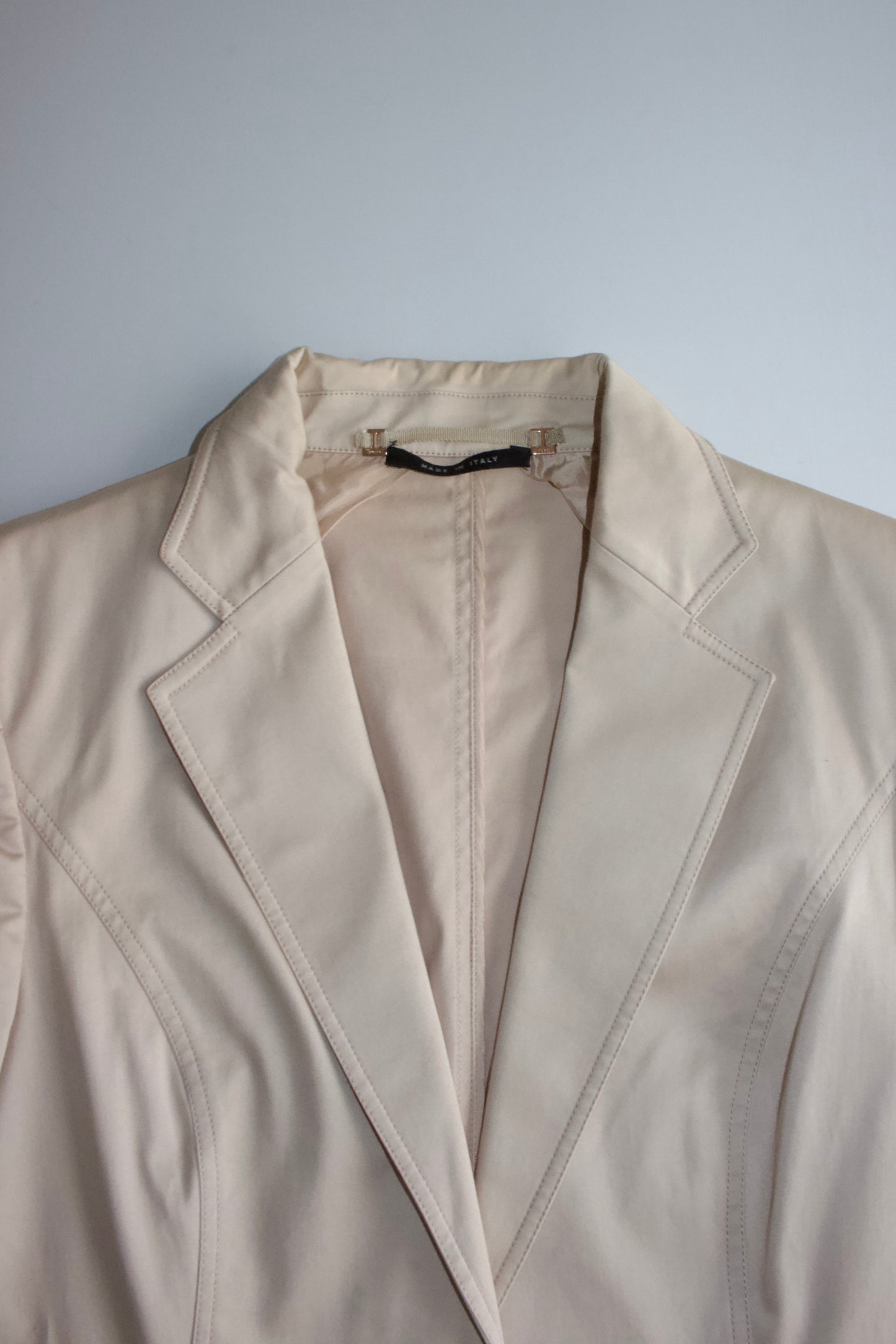 Gucci SS 2004 Tom Ford-era beige ruffled jacket