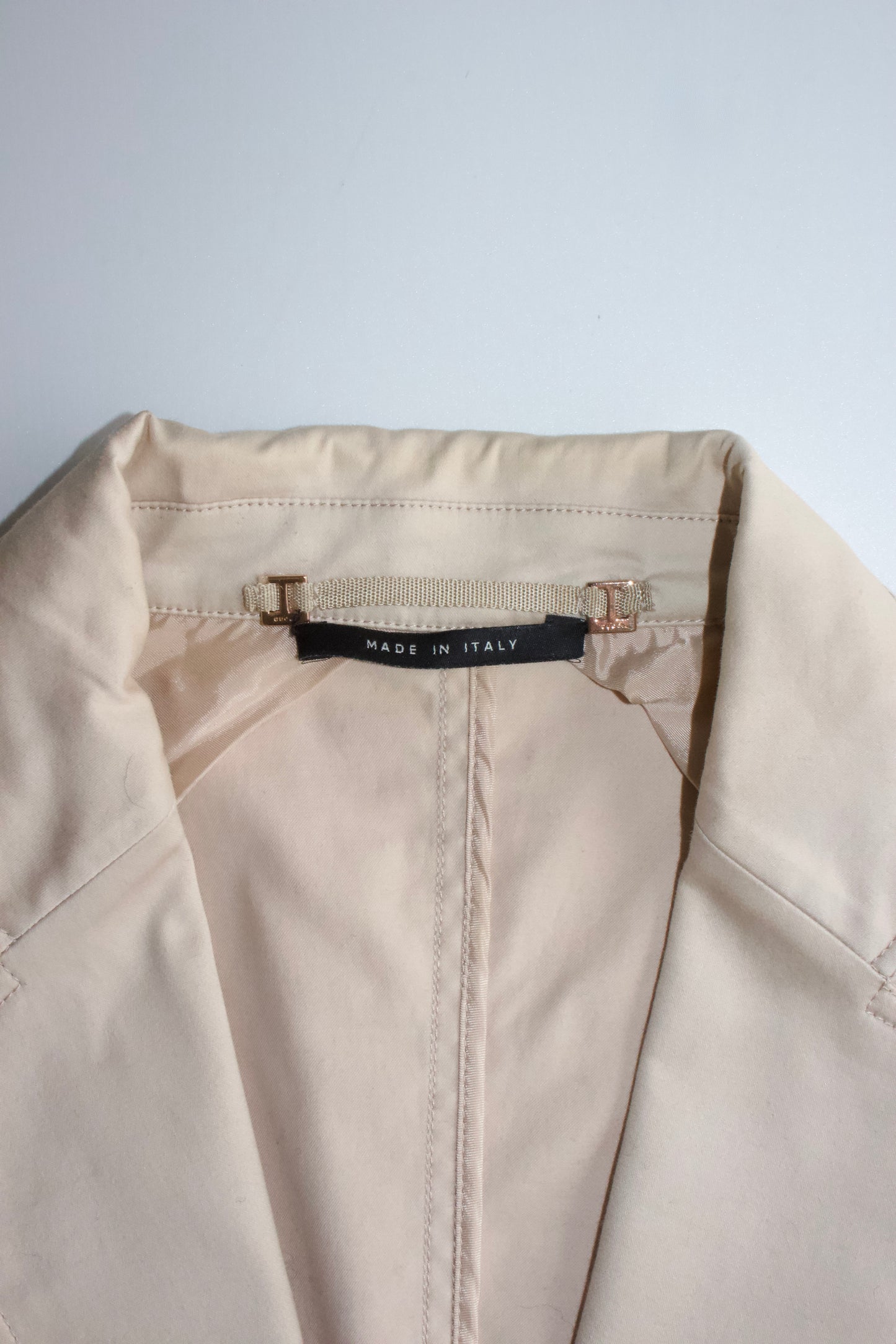 Gucci SS 2004 Tom Ford-era beige ruffled jacket