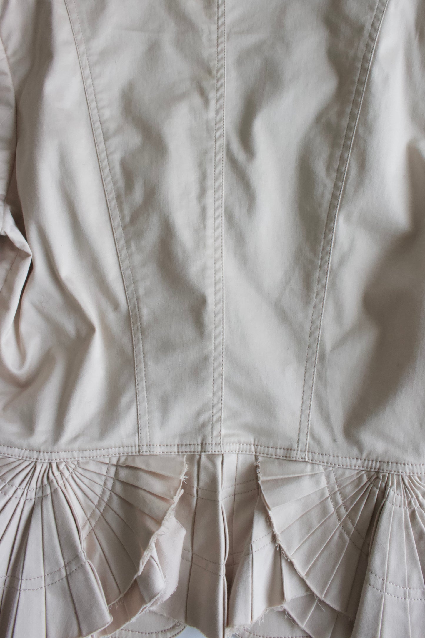 Gucci SS 2004 Tom Ford-era beige ruffled jacket