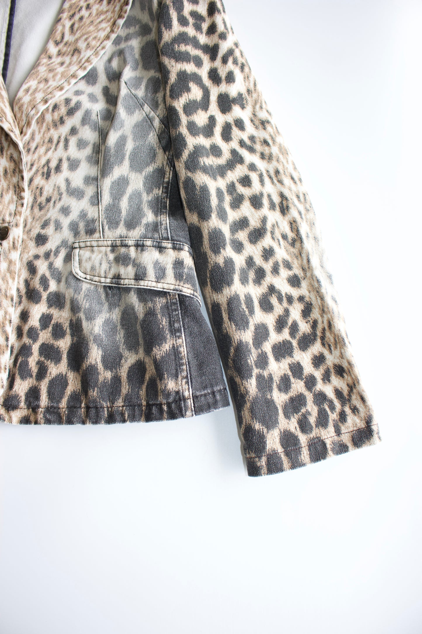 Roberto Cavalli 2000s cheetah print blazer