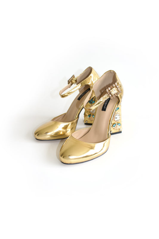 Dolce & Gabbana SS 2016 golden heels with gemstone embellishments