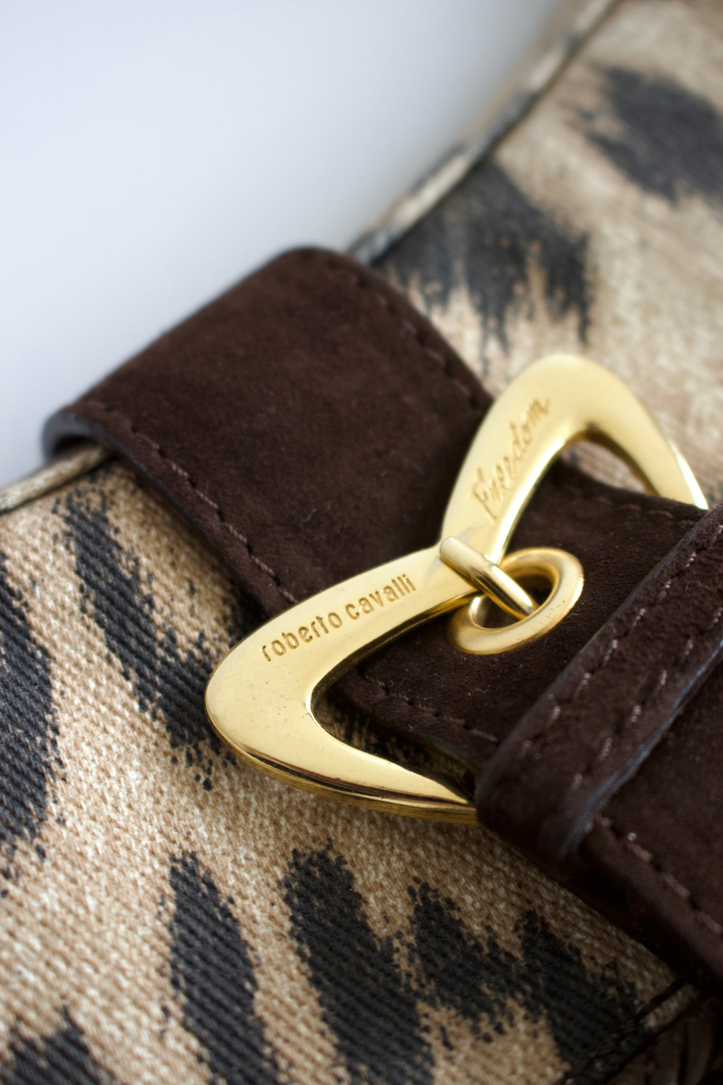 Roberto Cavalli 2000s cheetah print shoulder bag