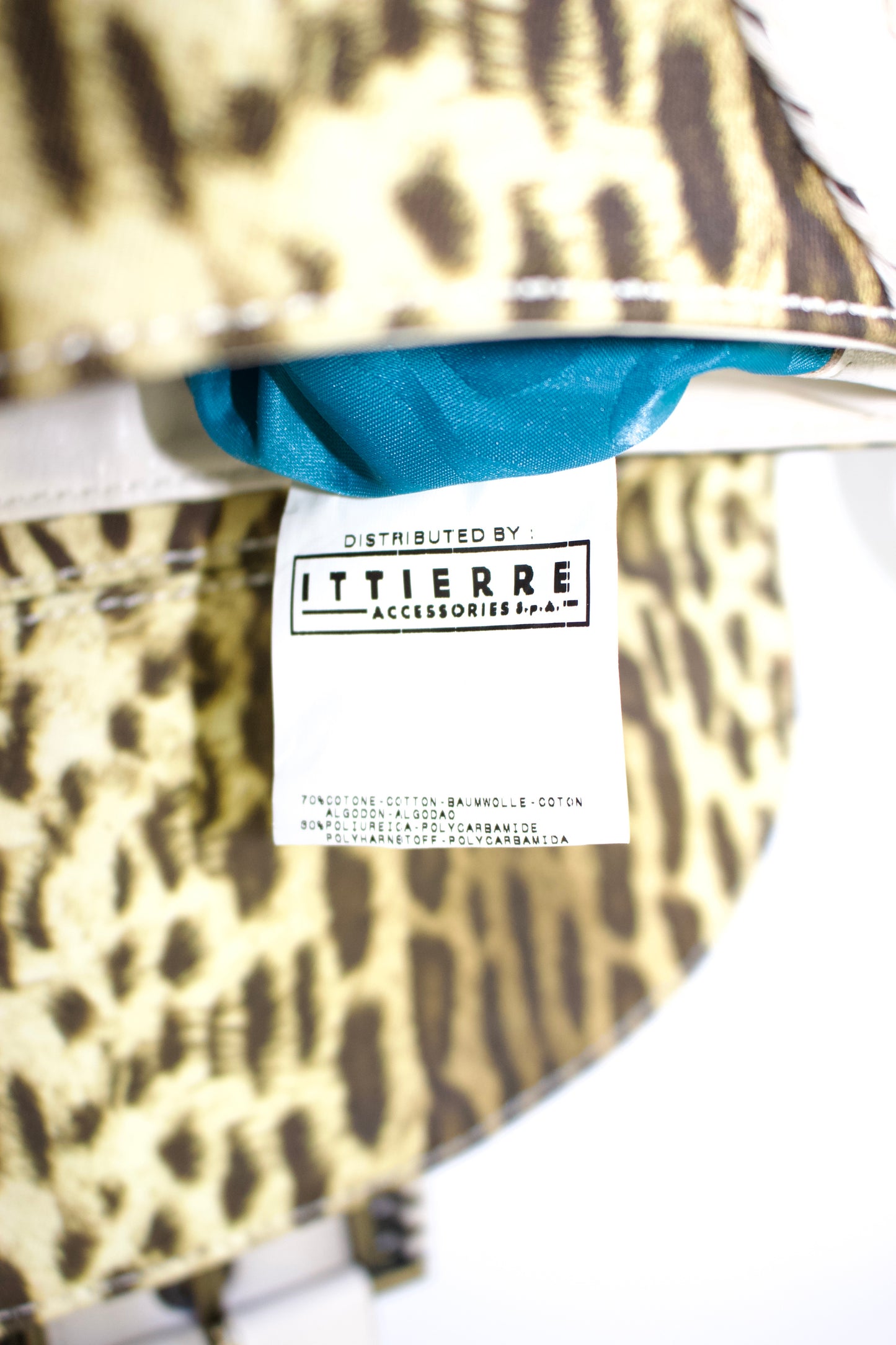 Roberto Cavalli 2000s cheetah-print shoulder bag