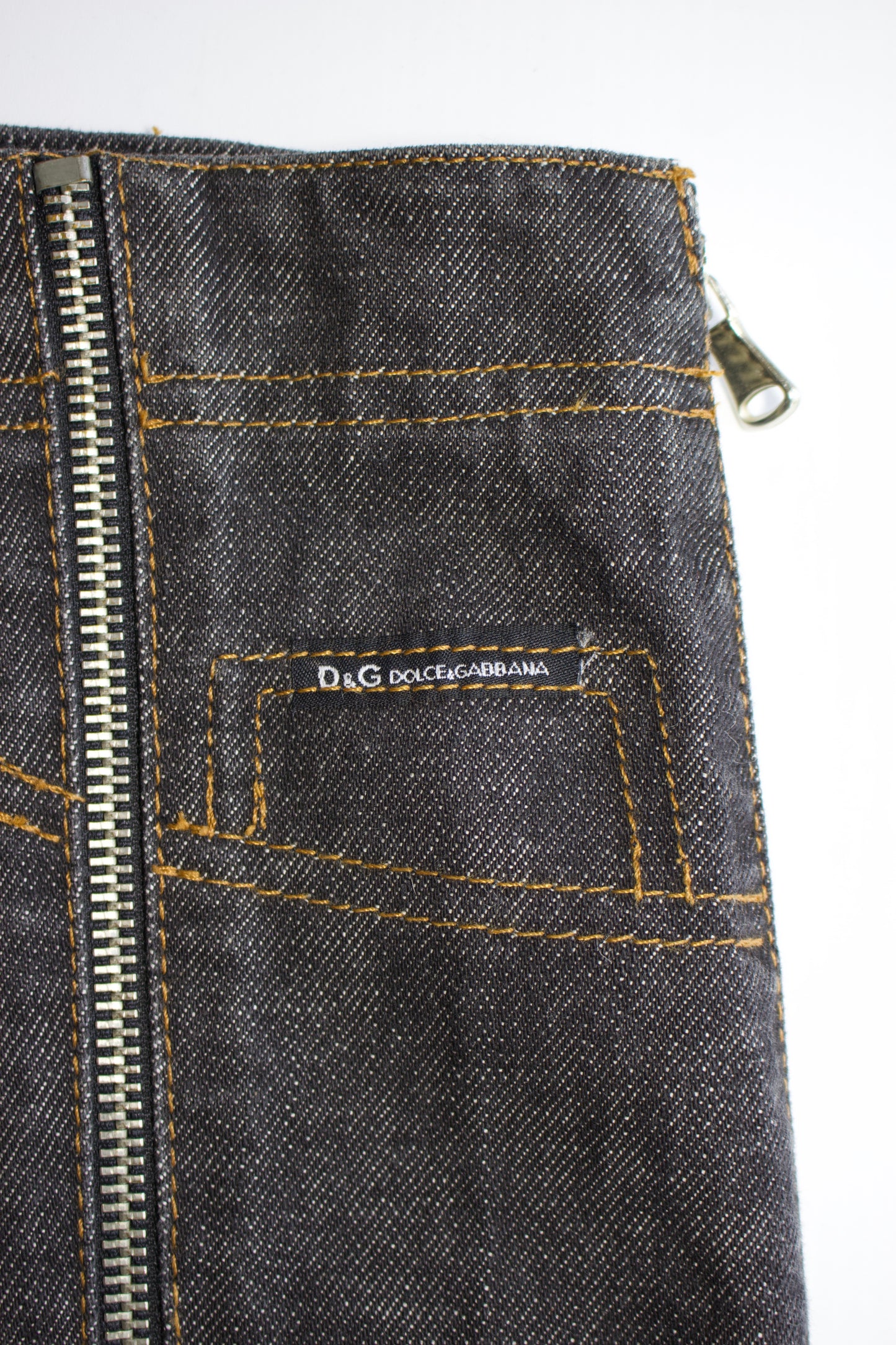 Dolce & Gabbana SS 2003 grey mini-skirt with zippers