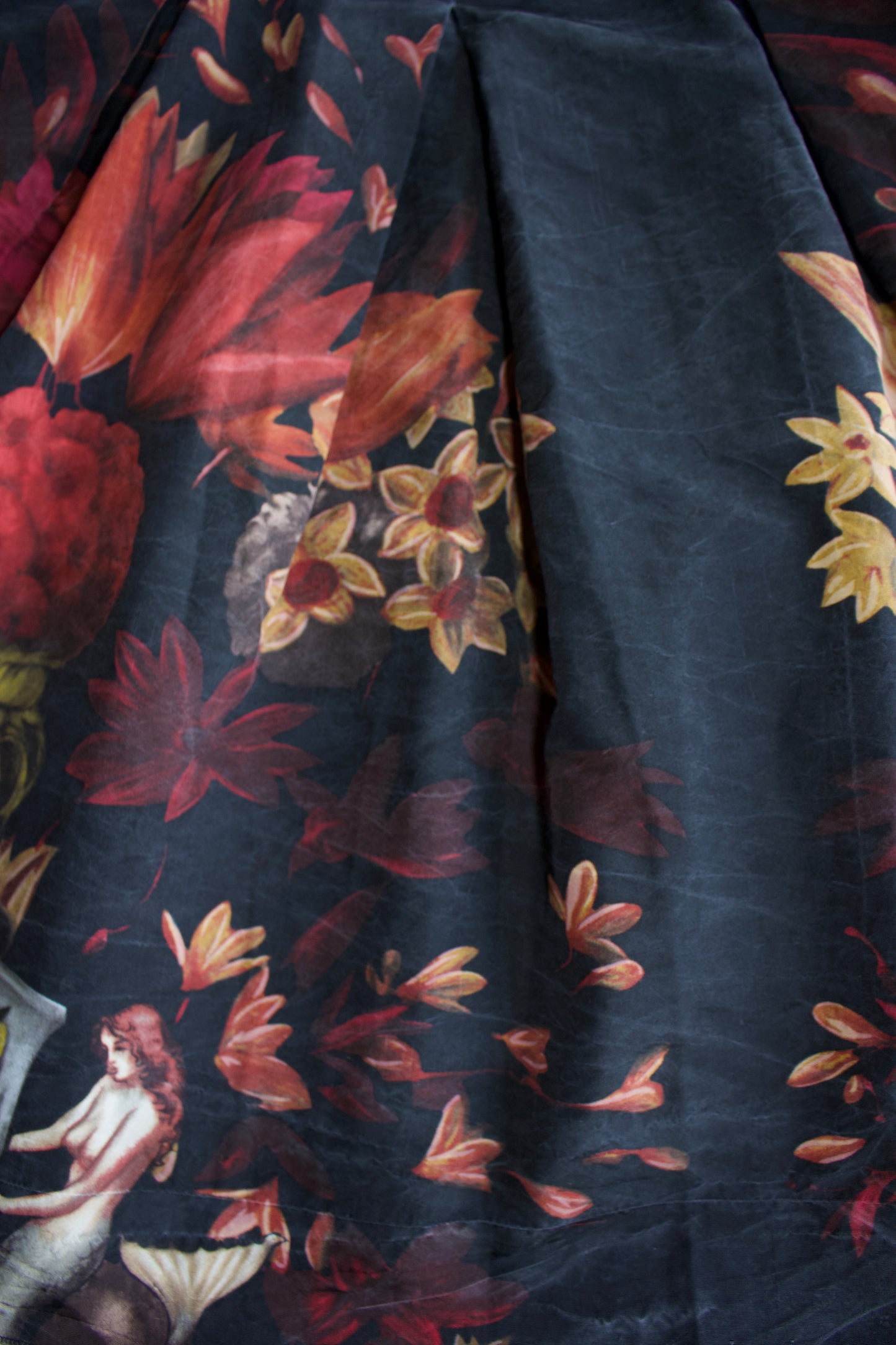 Miu Miu FW 2006 black floral printed skirt