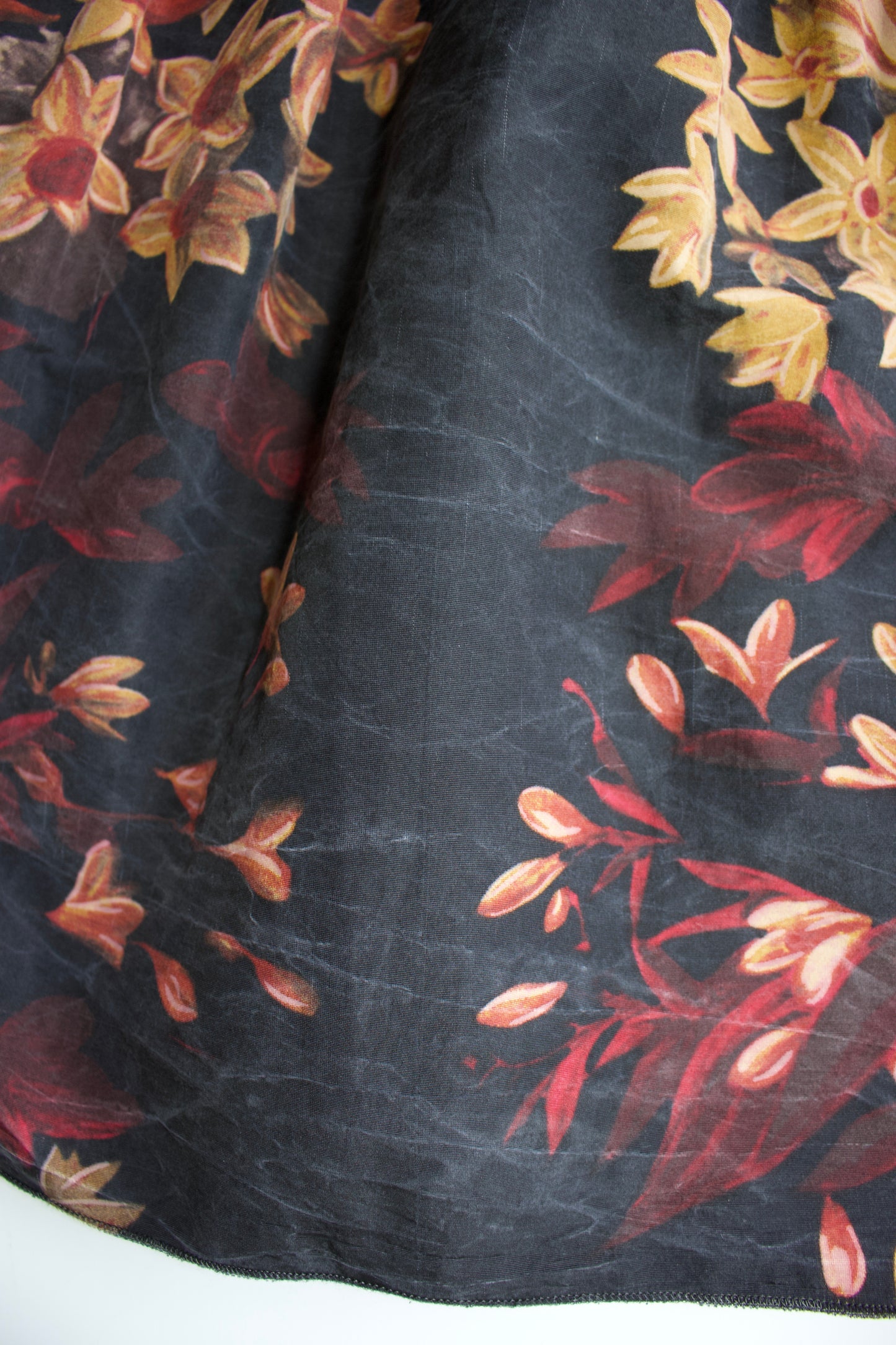 Miu Miu FW 2006 black floral printed skirt
