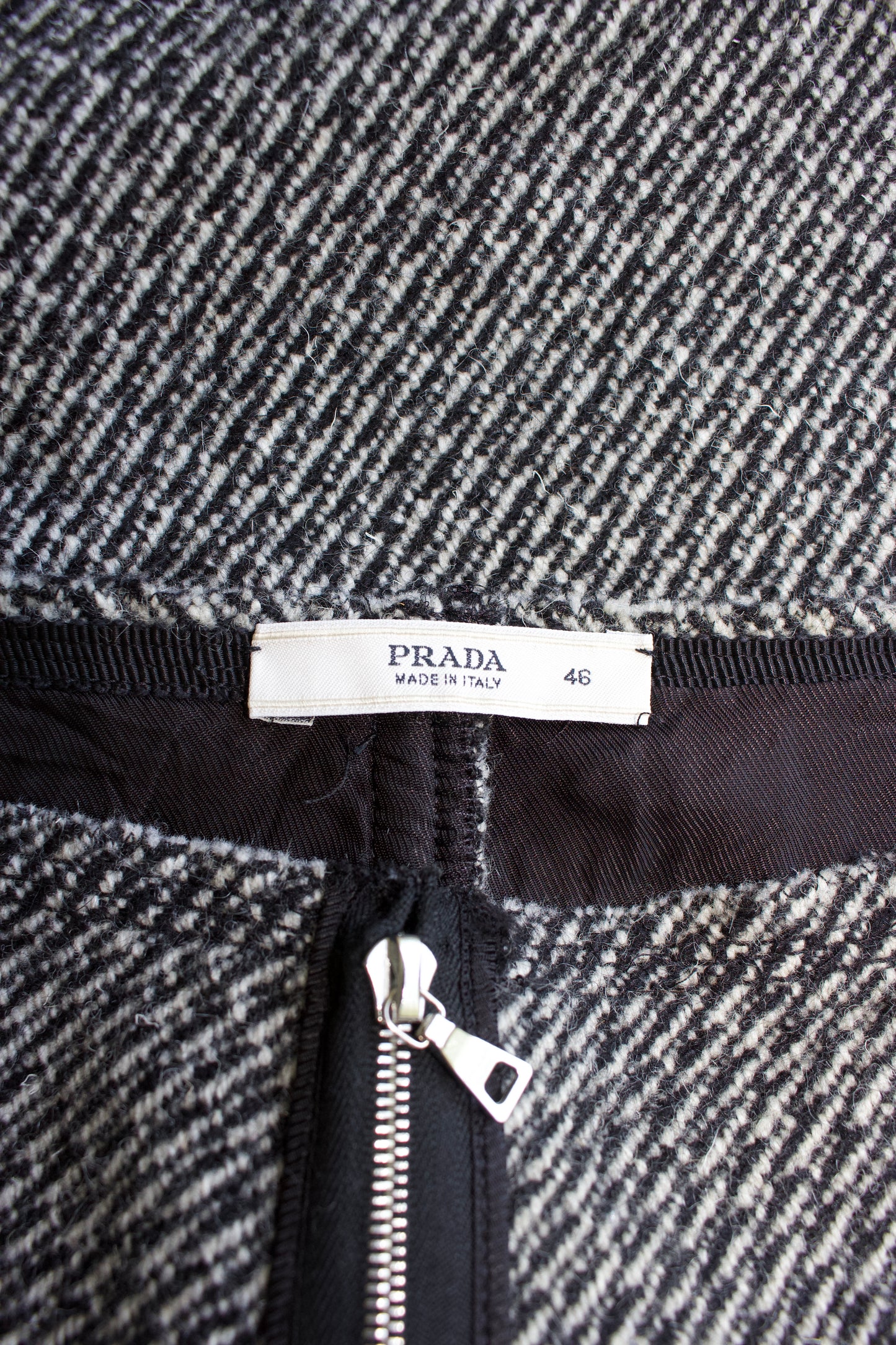 Prada FW 2003 grey wool midi-skirt