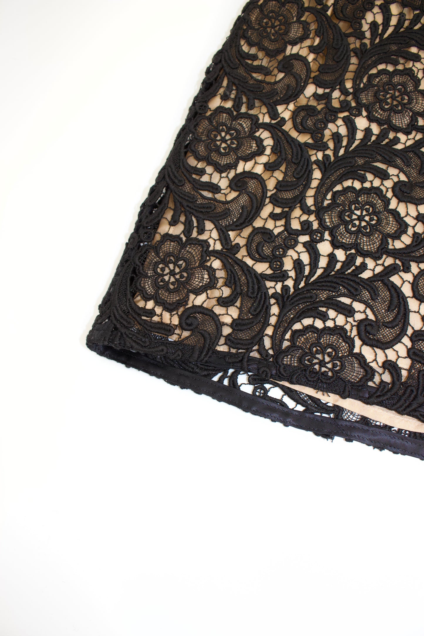 Prada FW 2008 black & white lace mini-skirt