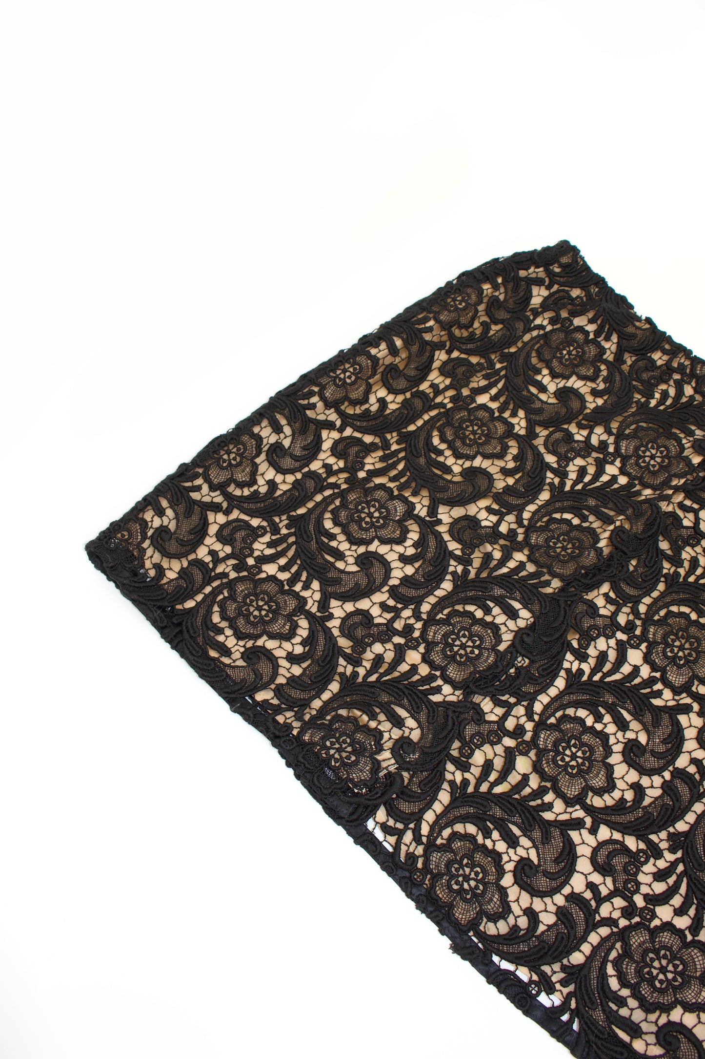 Prada FW 2008 black & white lace mini-skirt