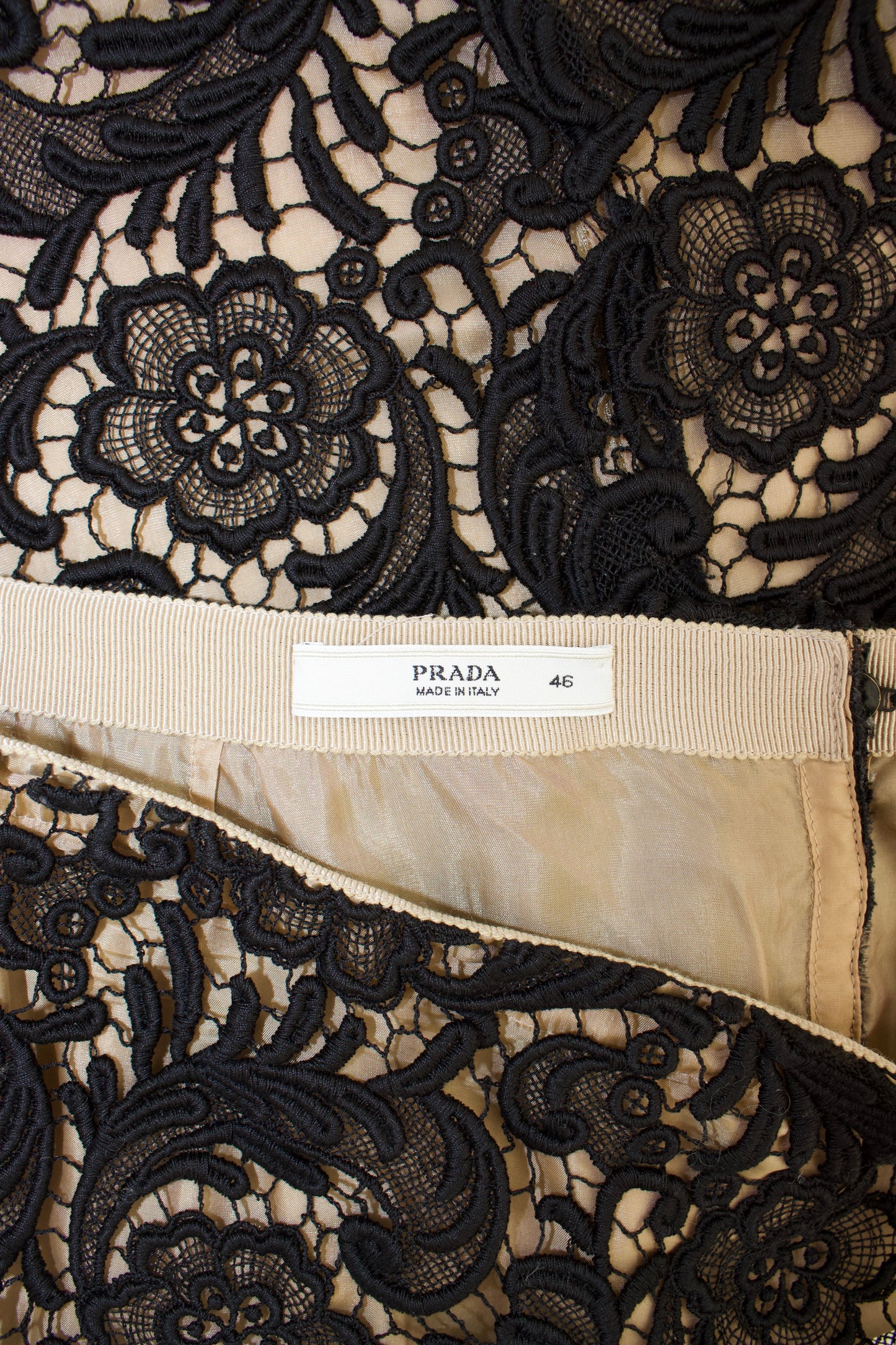 Prada FW 2008 black & white lace mini-skirt