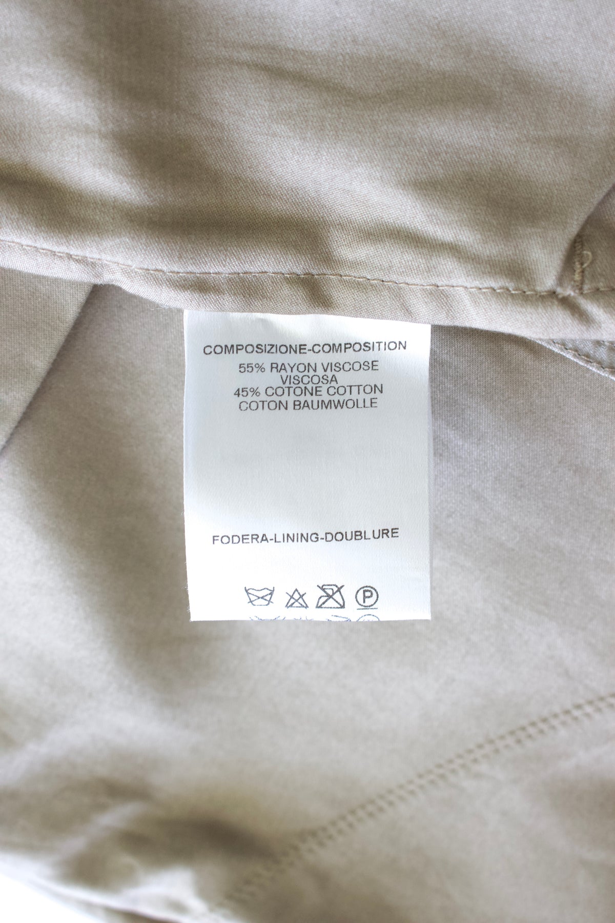 Gucci SS 2003 beige rayon skirt