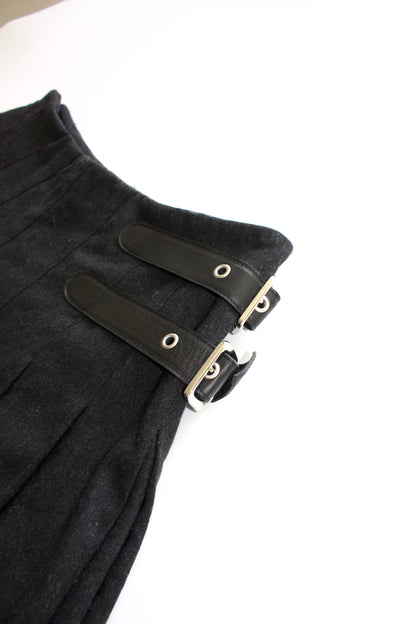 Dolce & Gabbana FW 2003 black belted wool skirt