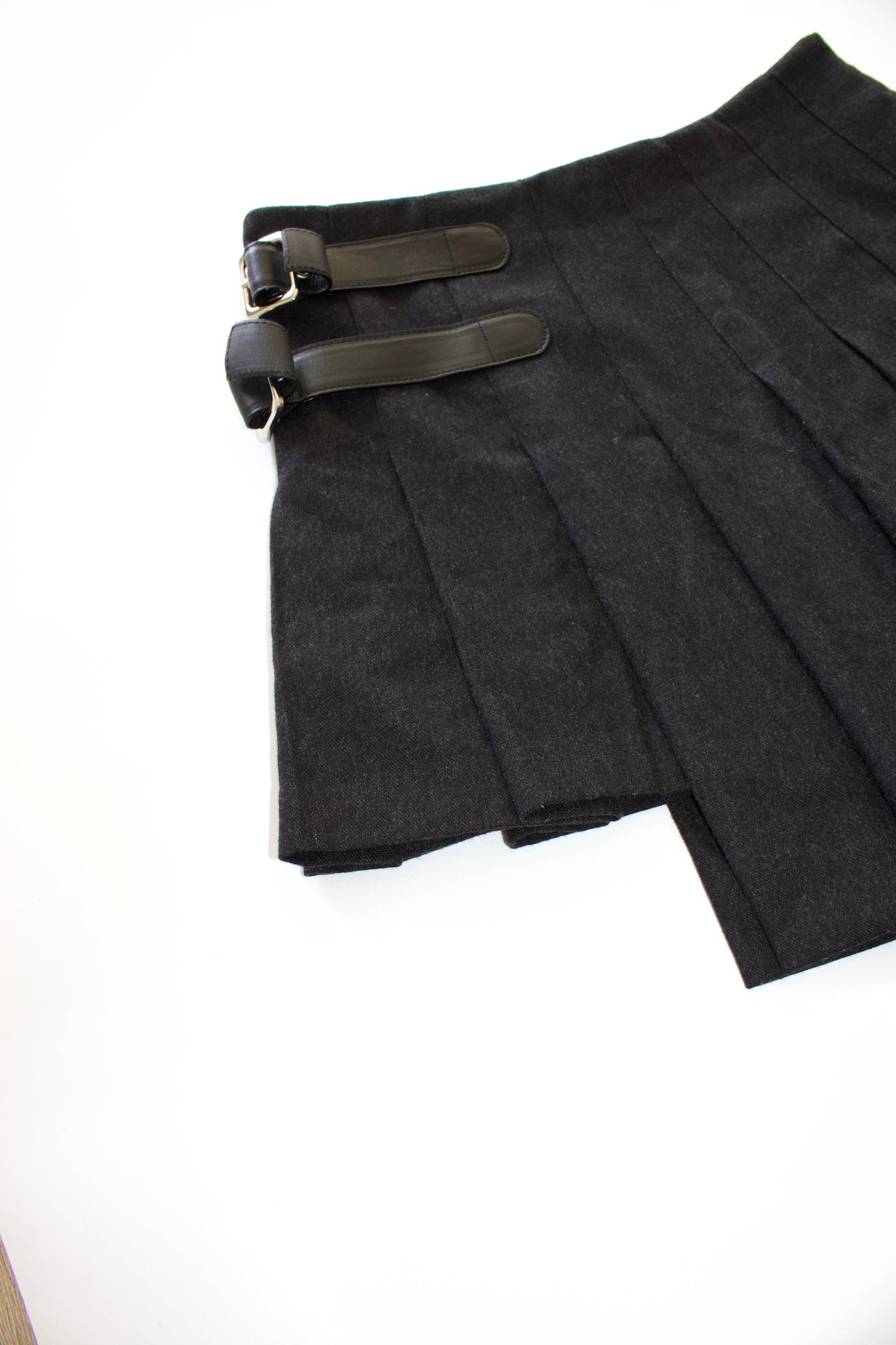 Dolce & Gabbana FW 2003 black belted wool skirt