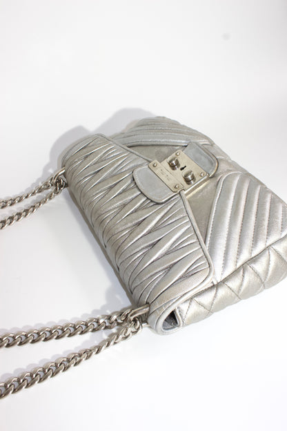 Miu Miu Resort 2014 silver matelassé 'Biker' bag