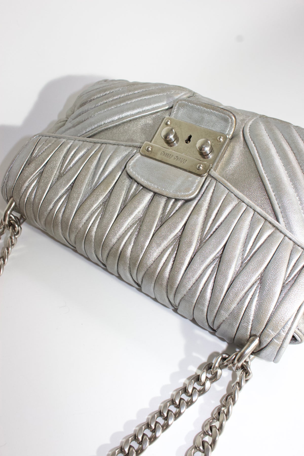 Miu Miu Resort 2014 silver matelassé 'Biker' bag