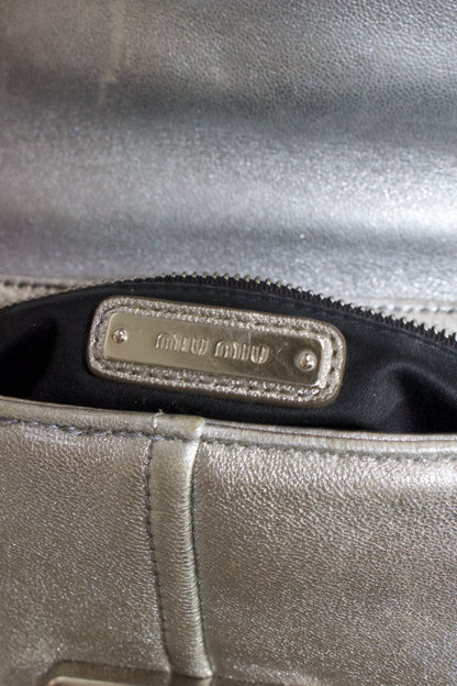 Miu Miu Resort 2014 silver matelassé 'Biker' bag