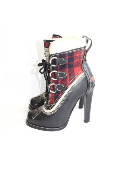Dsquared2 black leather & tartan shealing heeled boots