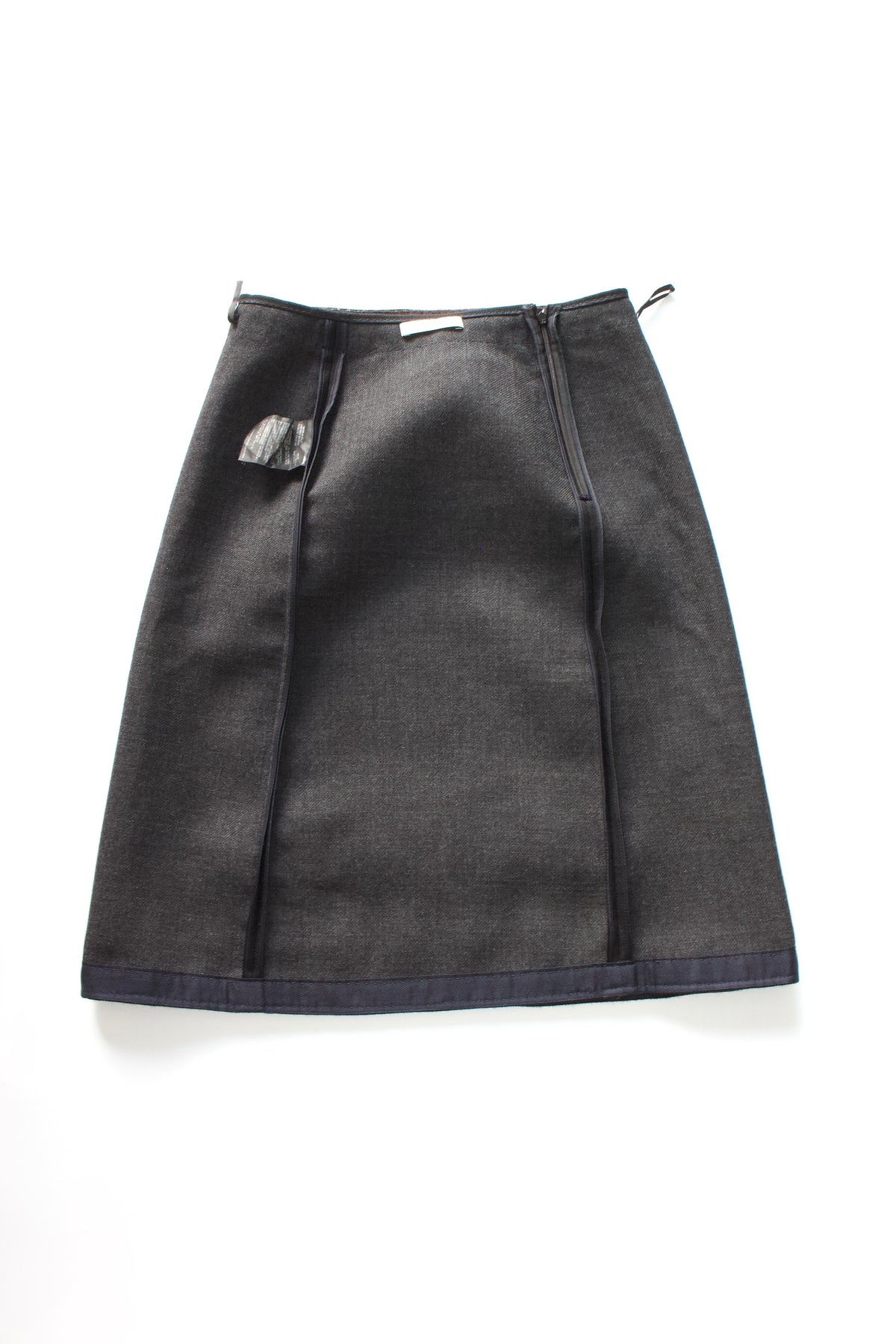 Prada FW 2005 black wool skirt with embroidery