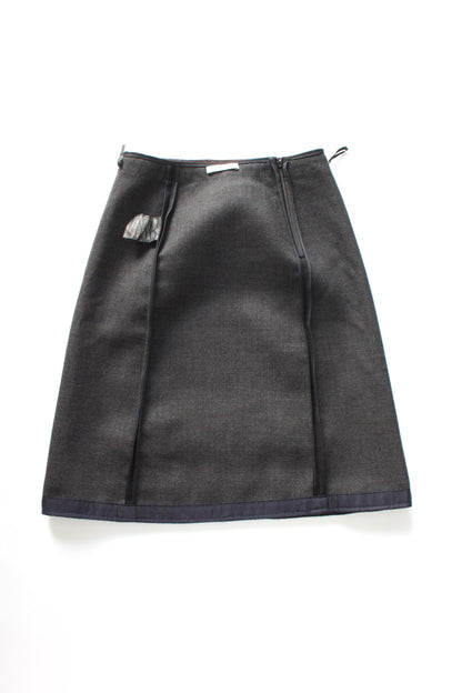 Prada FW 2005 black wool skirt with embroidery