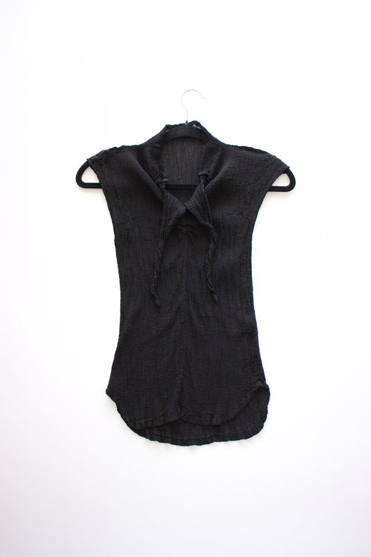 Issey Miyake Cauliflower black top