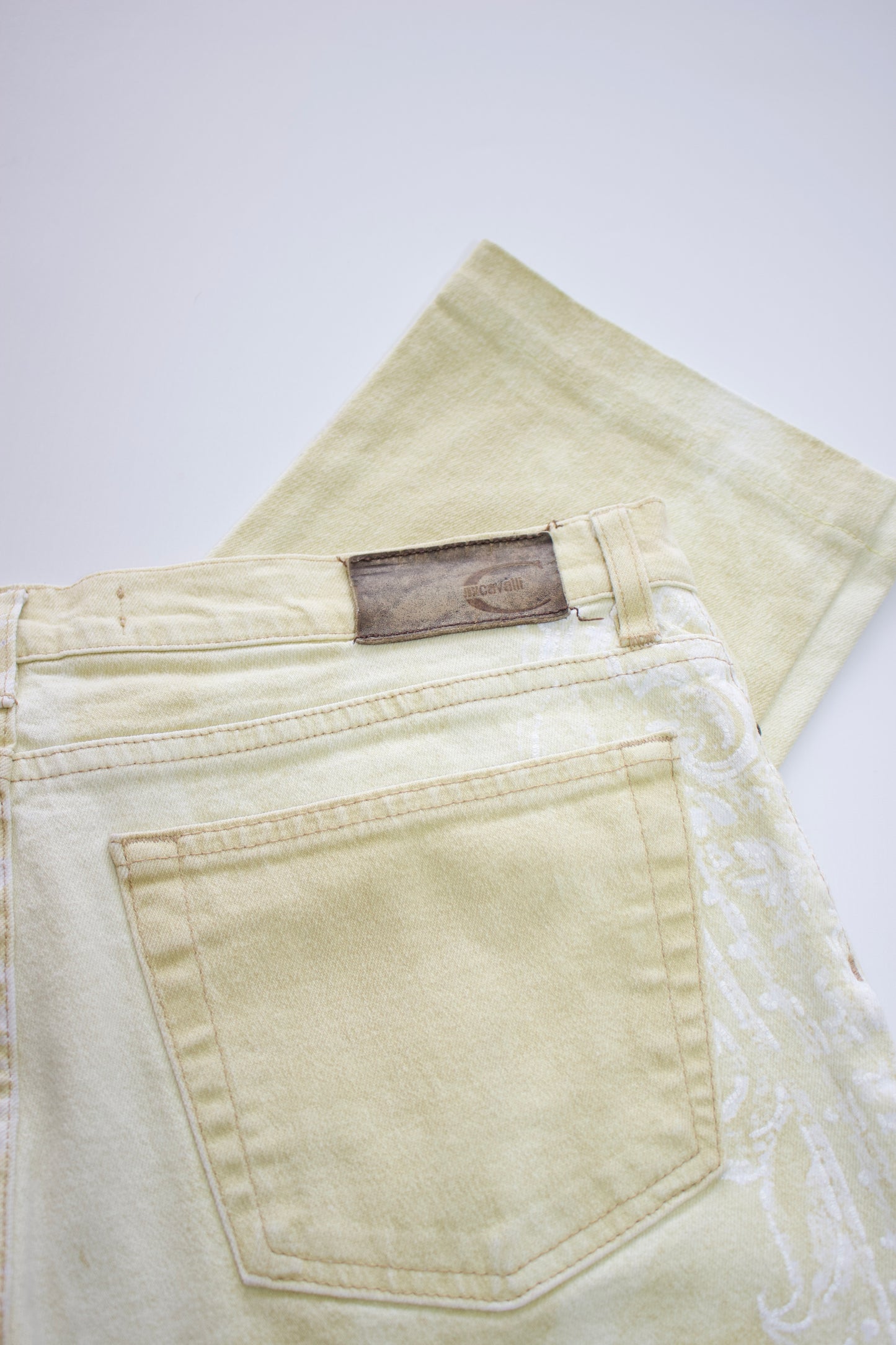 Roberto Cavalli 2000s cream paisley print jeans