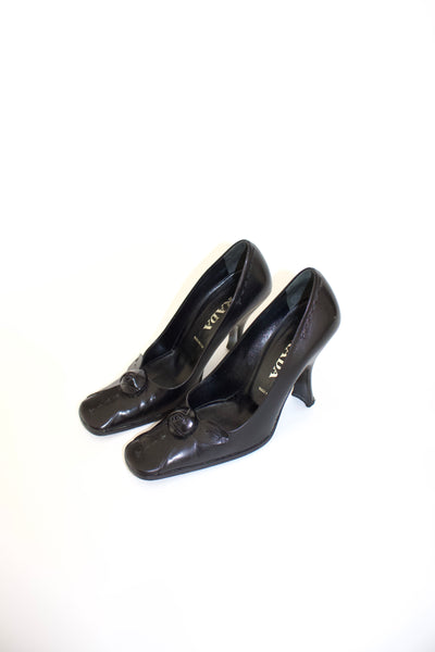 Prada FW 2003 black heels with flower detail – Velvet Archive