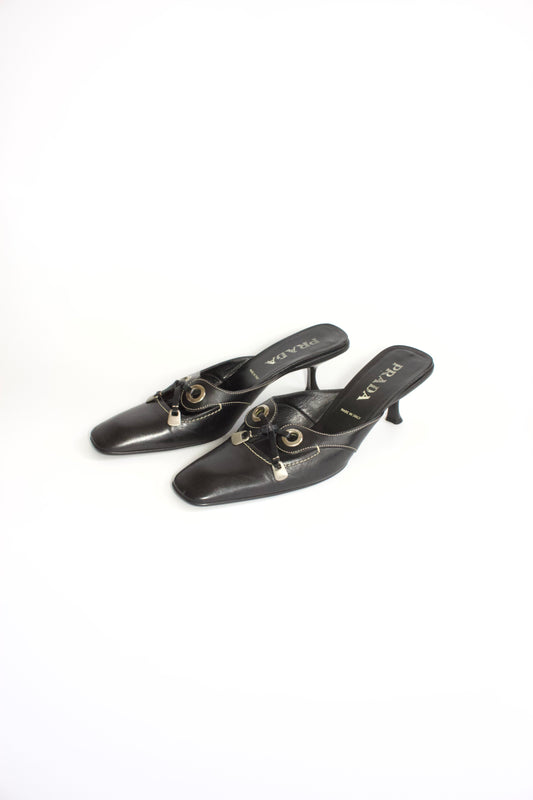 Prada 2000s black kitten heels