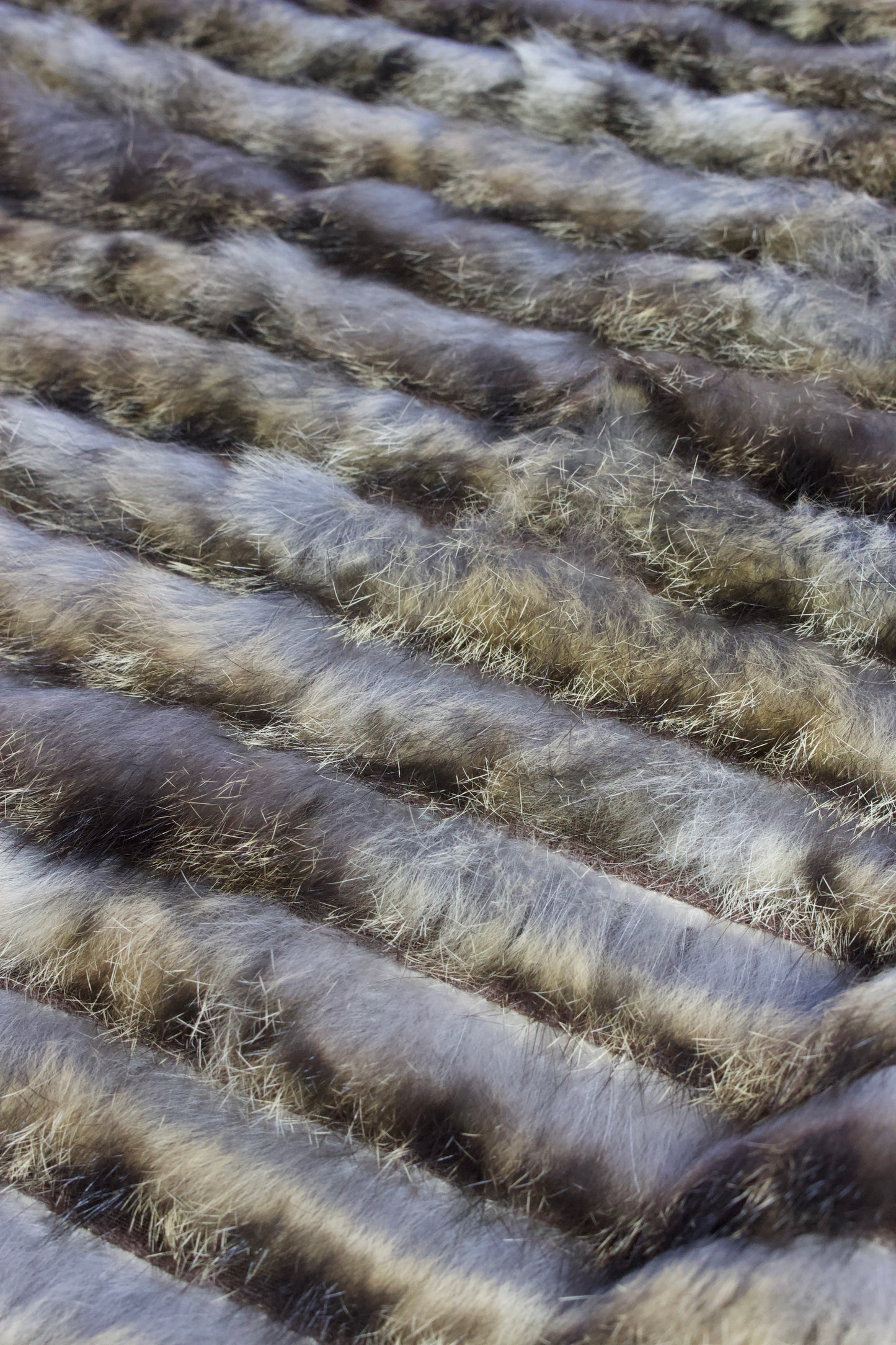 GF Ferre t-shirt with fur appliqué