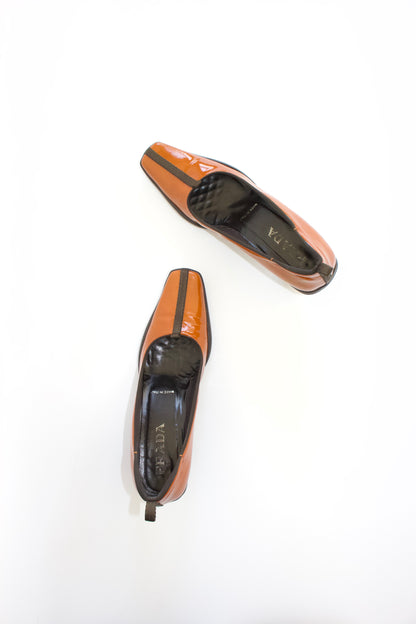 Prada FW 1999 patent leather kitten heels