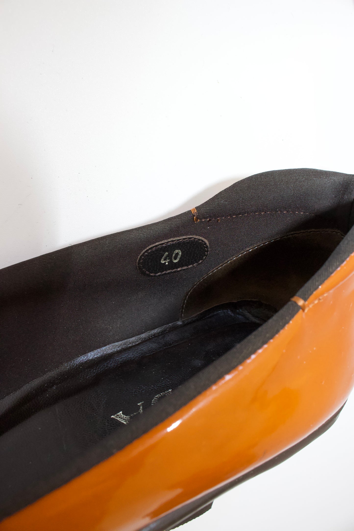 Prada FW 1999 patent leather kitten heels