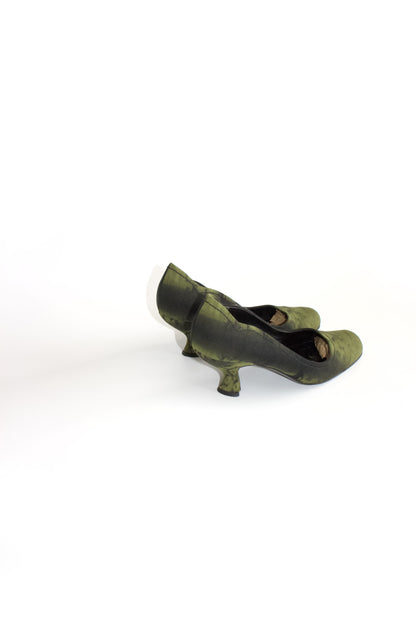 Prada FW 2004 green curved heels