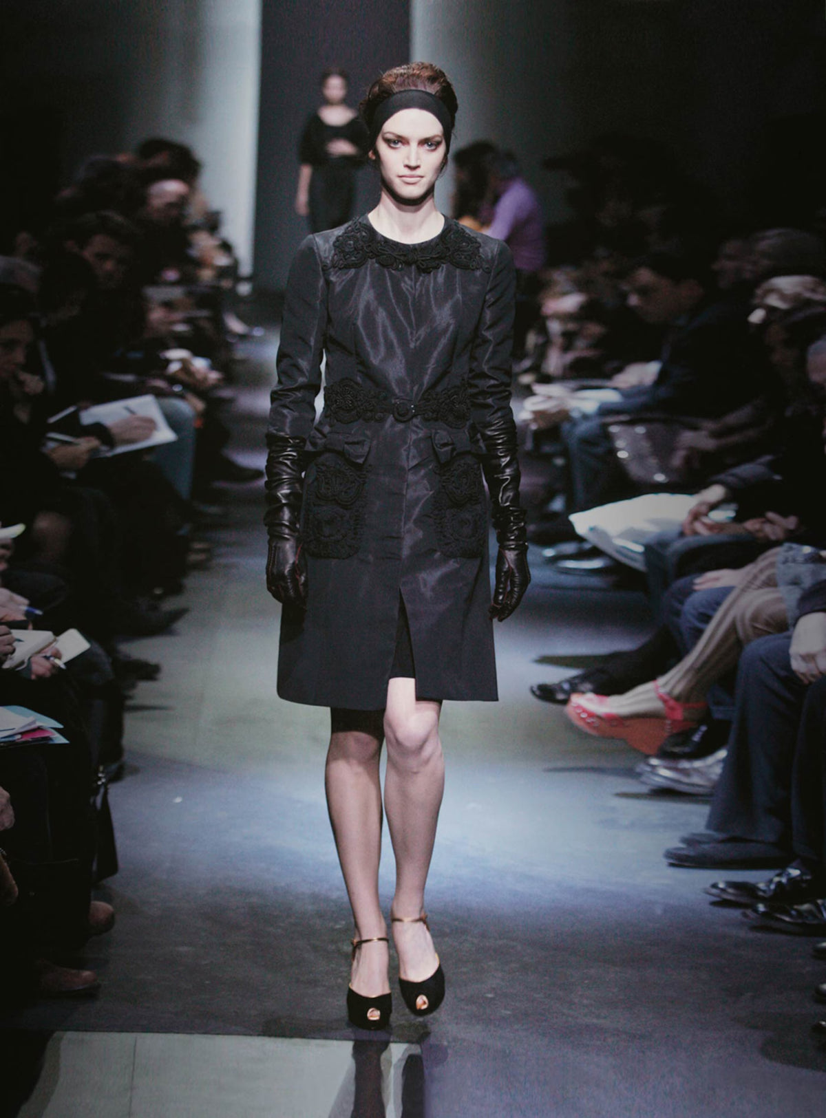 Prada FW 2005 black wool skirt with embroidery