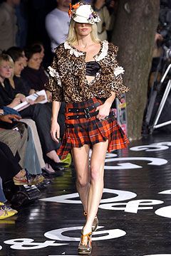 Dolce & Gabbana FW 2003 black belted wool skirt